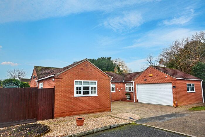 3 Bedroom Detached Bungalow For Sale In Merevale Close, Lowdham, NG14