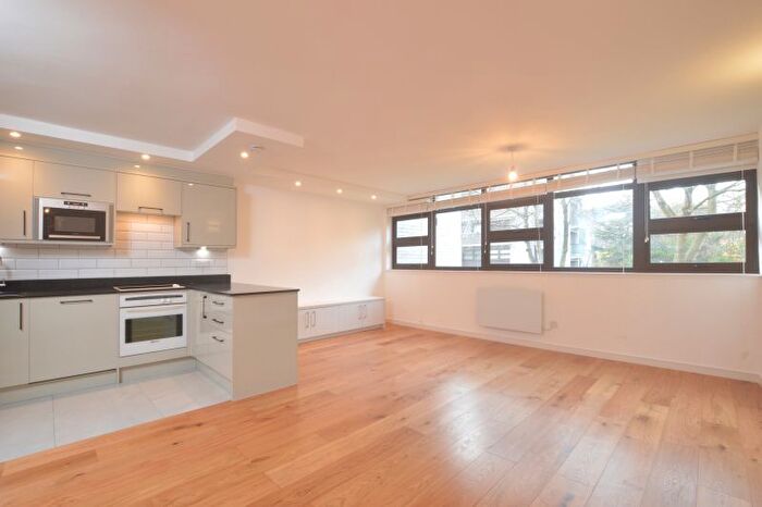 1 Bedroom Flat To Rent In North Rise, St George's Fields, London, W2