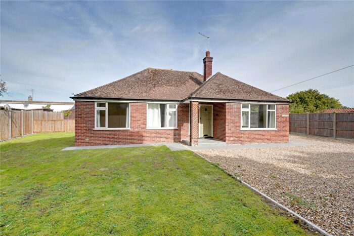 3 Bedroom Bungalow To Rent In Queensway, Mildenhall, Bury St. Edmunds, Suffolk, IP28