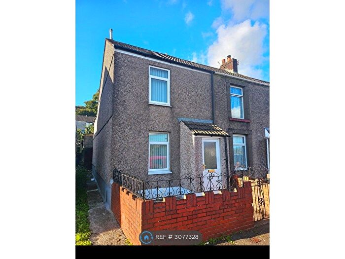 2 Bedroom End Of Terrace House To Rent In Smyrna St, Swansea, SA6
