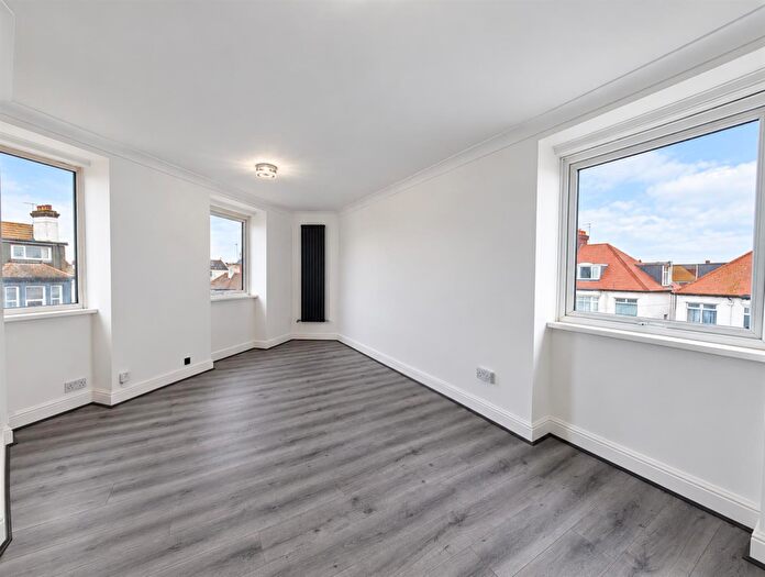2 Bedroom Penthouse To Rent In Penfold Road, Clacton-On-Sea, CO15