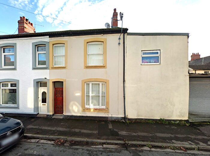 4 Bedroom End Of Terrace House To Rent In Newport Street, Grangetown, Cardiff, CF11