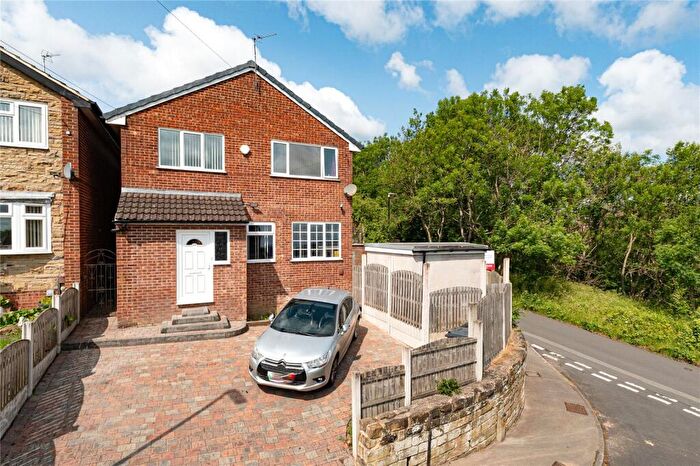 4 Bedroom Detached House For Sale In Troy Rise, Morley, Leeds, West Yorkshire, LS27
