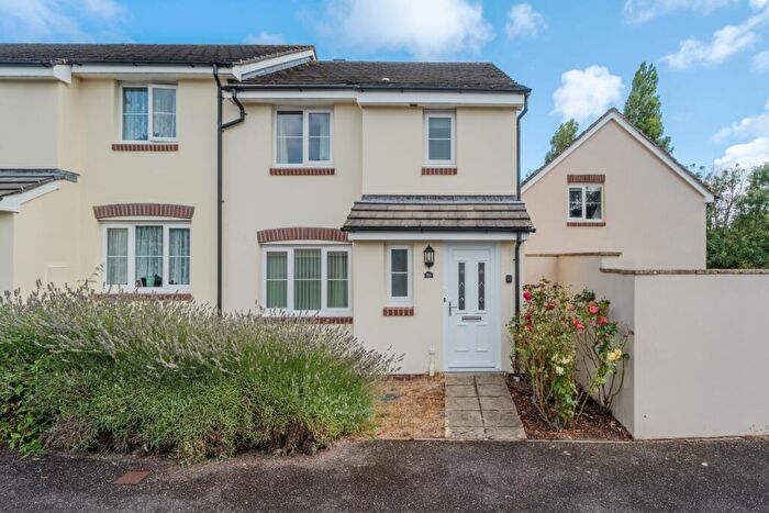 3 Bedroom End Of Terrace House For Sale In Buckland Close, Bideford, Devon, EX39