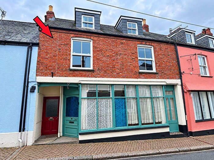 3 Bedroom Maisonette For Sale In North Street, Lostwithiel, PL22
