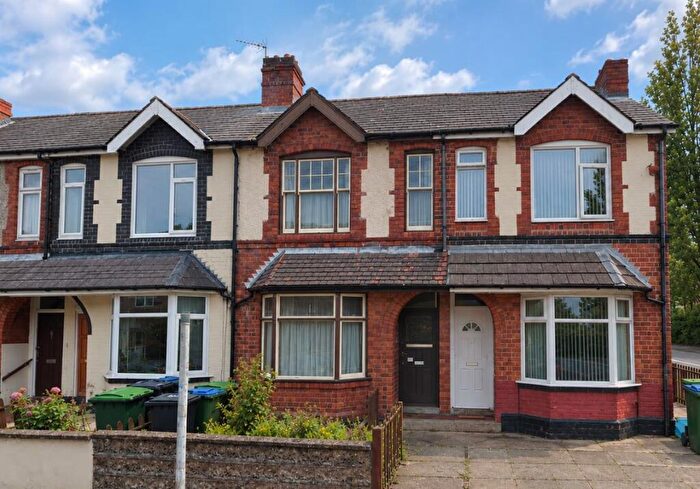 3 Bedroom Terraced House For Sale In Seymour Road, Oldbury, West Midlands, B69