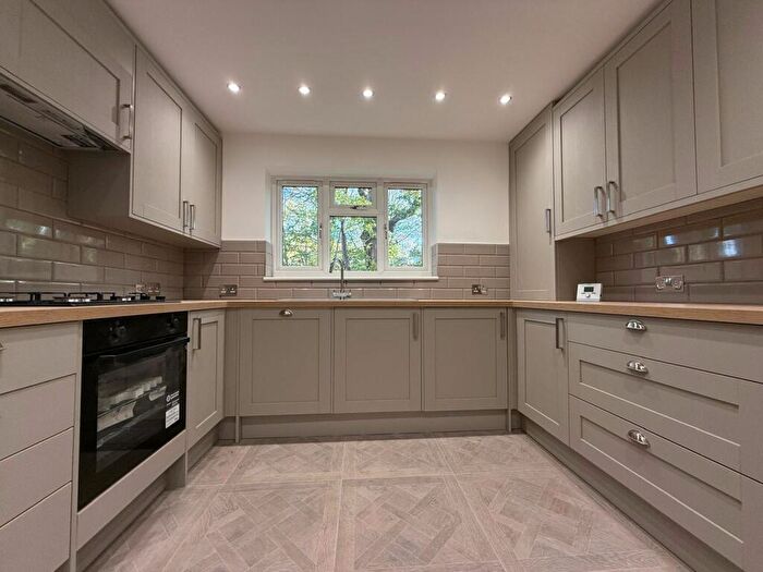 2 Bedroom Apartment To Rent In Mill Place, BR7