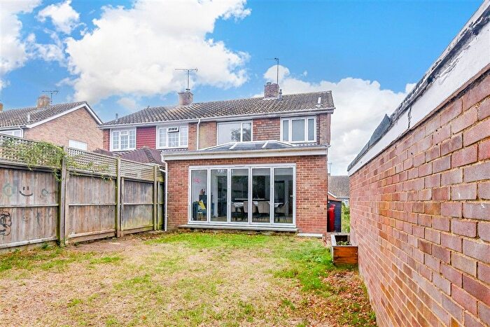 3 Bedroom Semi-Detached House For Sale In Prospect Way, Brabourne Lees, Kent, TN25