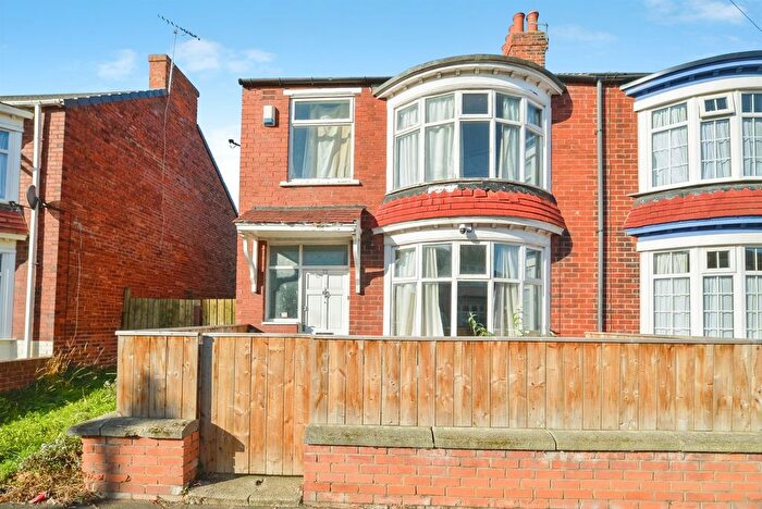 3 Bedroom End Of Terrace House For Sale In Mulgrave Road, Middlesbrough, TS5