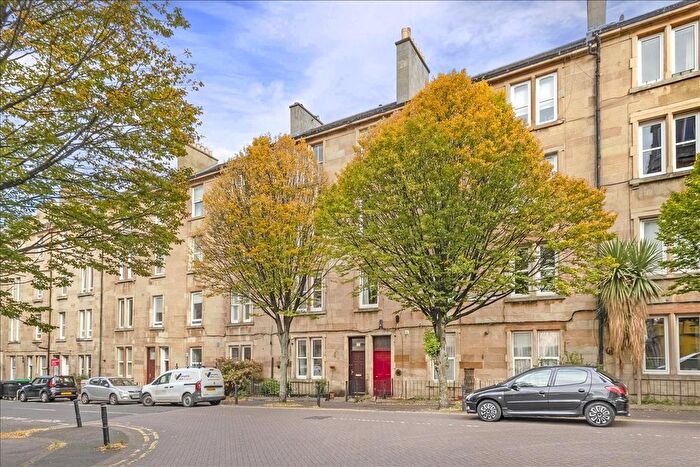 2 Bedroom Flat For Sale In Fowler Terrace, Edinburgh, EH11