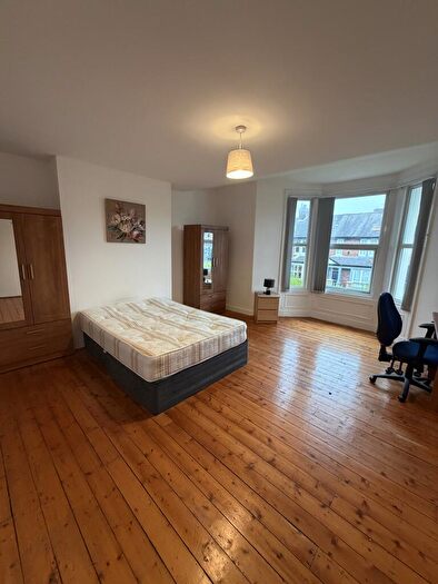 5 Bedroom Maisonette To Rent In Chillingham Road, Newcastle Upon Tyne, NE6