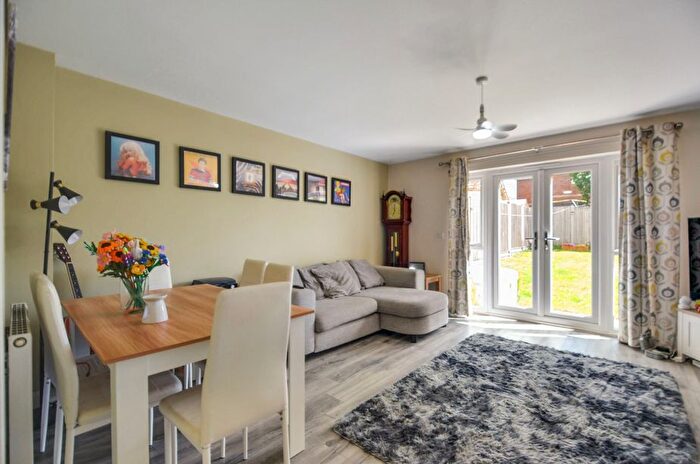 2 Bedroom Semi-Detached House For Sale In Leighton Buzzard, Wing, LU7