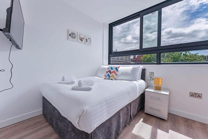 1 Bedroom Private Hall To Rent In Campo Lane, City Centre, Sheffield, S1