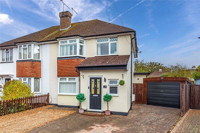 3 Bedroom Semi-Detached House For Sale In Tewkesbury Close, Byfleet, West Byfleet, Surrey, KT14