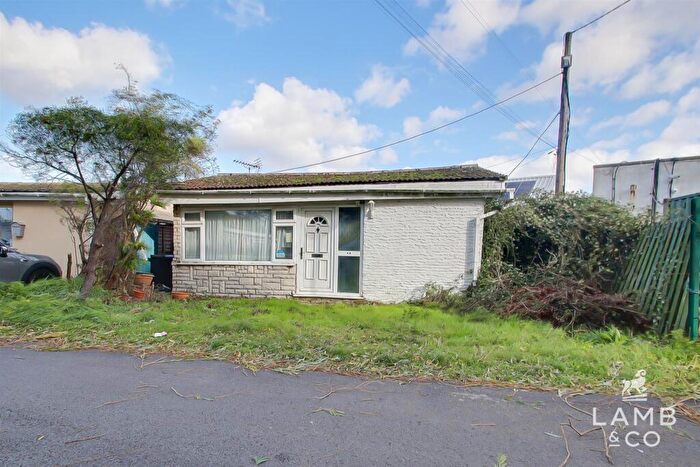 1 Bedroom Detached Bungalow For Sale In Colne Way, Point Clear Bay, St Osyth, CO16