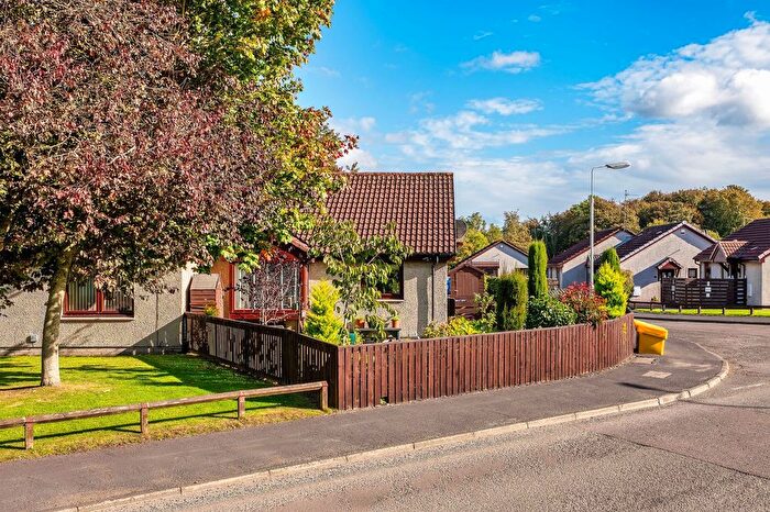 2 Bedroom Semi-Detached Bungalow For Sale In Gifford Court, Glenrothes, KY6