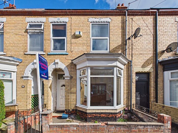3 Bedroom Terraced House For Sale In Kelvin Street, Hull, HU9