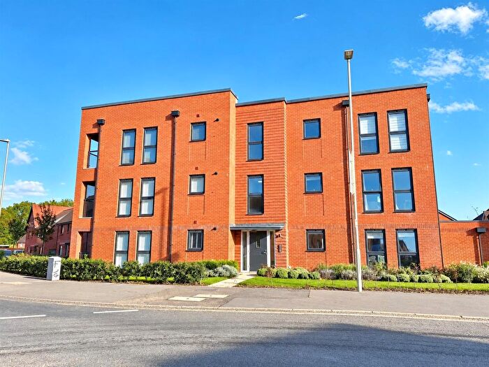 1 Bedroom Flat For Sale In Avon Road, Curbridge, Southampton, SO30