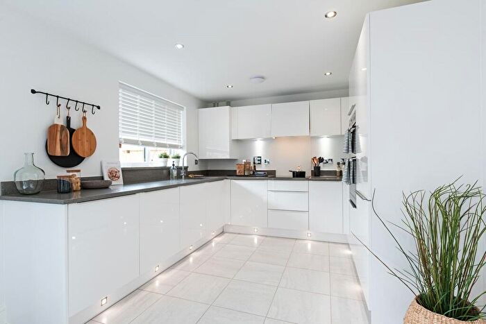 4 Bedroom Terraced House For Sale In Schofield Way Hoddesdon Hertfordshire, EN11