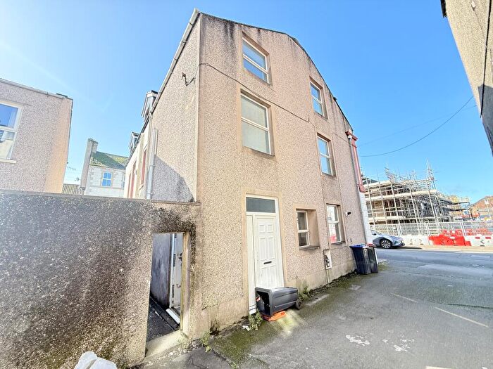 4 Bedroom End Of Terrace House For Sale In Market Square, Cleator Moor, Cumbria, CA25