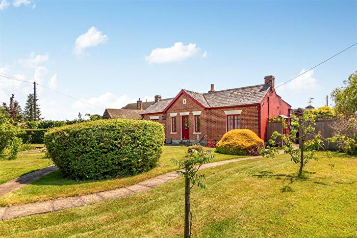 3 Bedroom Detached Bungalow For Sale In School Crescent, Corse, Gloucester, GL19