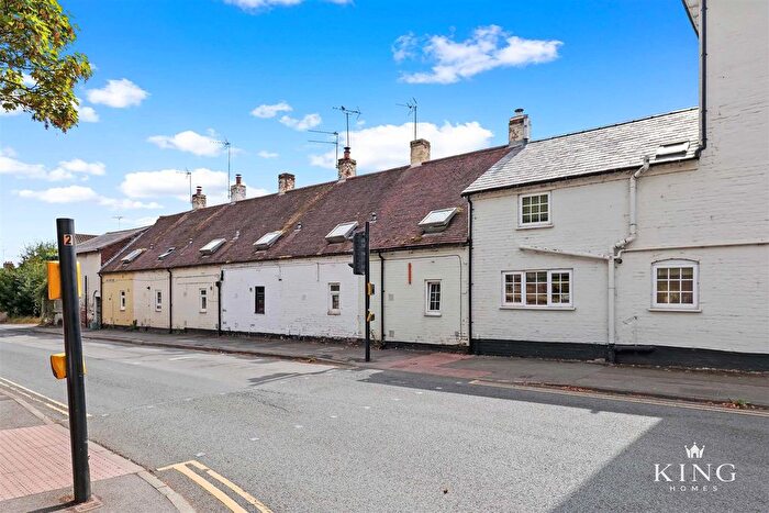 2 Bedroom Terraced House For Sale In School Road, Alcester, B49