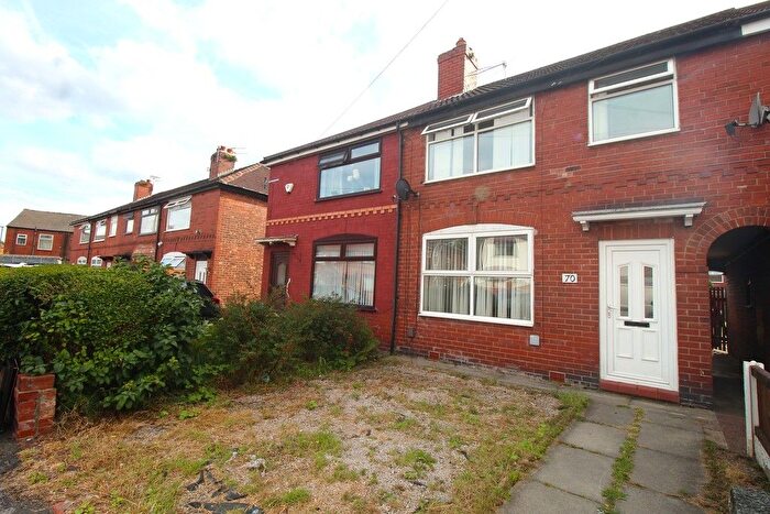 3 Bedroom Semi-Detached House To Rent In -Bedroom Semi-Detached Home To Rent, Shelley Road, Chadderton, Oldham, OL9