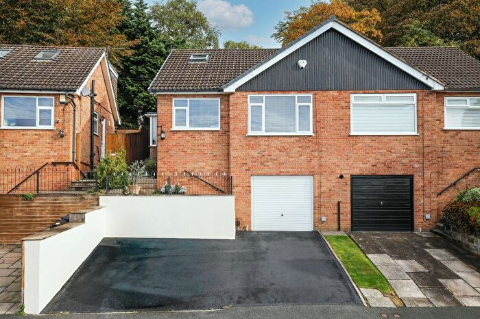 2 Bedroom Semi-Detached House For Sale In Emmott View, Leeds, West Yorkshire, LS19