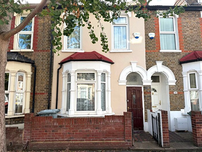 3 Bedroom Terraced House To Rent In Humberstone Road, E13