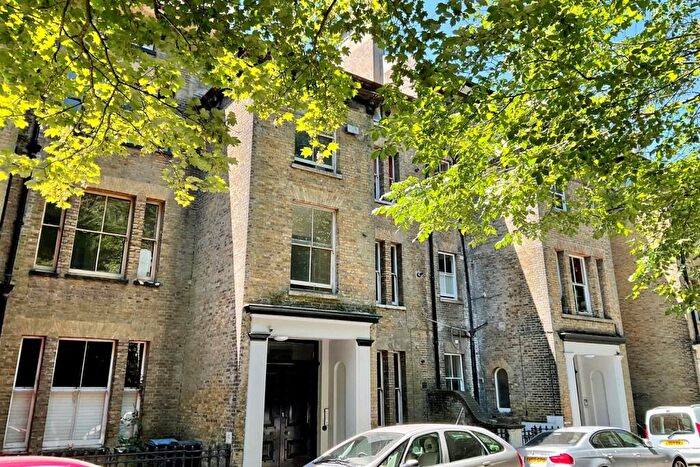 1 Bedroom Flat For Sale In Second Floor Flat, Victoria Park. Dover, CT16