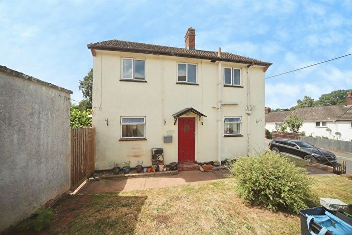3 Bedroom End Of Terrace House For Sale In Creedwell Orchard, Milverton, Taunton, TA4