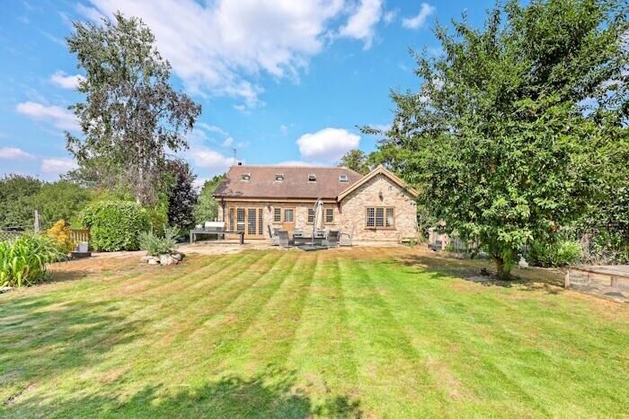 4 Bedroom Detached House For Sale In Bournebridge Lane, Stapleford Abbotts, RM4