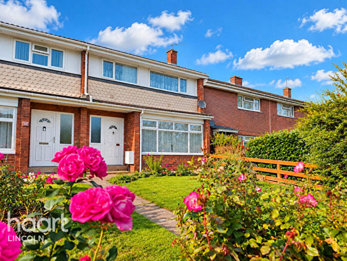3 Bedroom Terraced House For Sale In Aisby Walk, Gainsborough, DN21