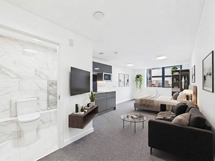 Studio To Rent In Flat, Hippodrome House, Guildhall Walk, Portsmouth, PO1