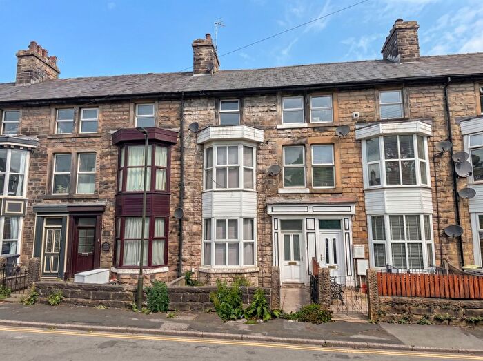 3 Bedroom Flat For Sale In Marlow Street, Buxton, SK17