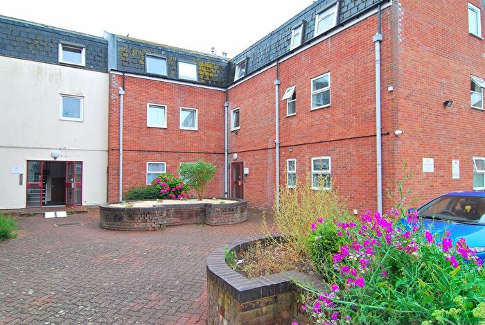 2 Bedroom Flat To Rent In Parliament Street, Lesanne Court Parliament Street, GL1