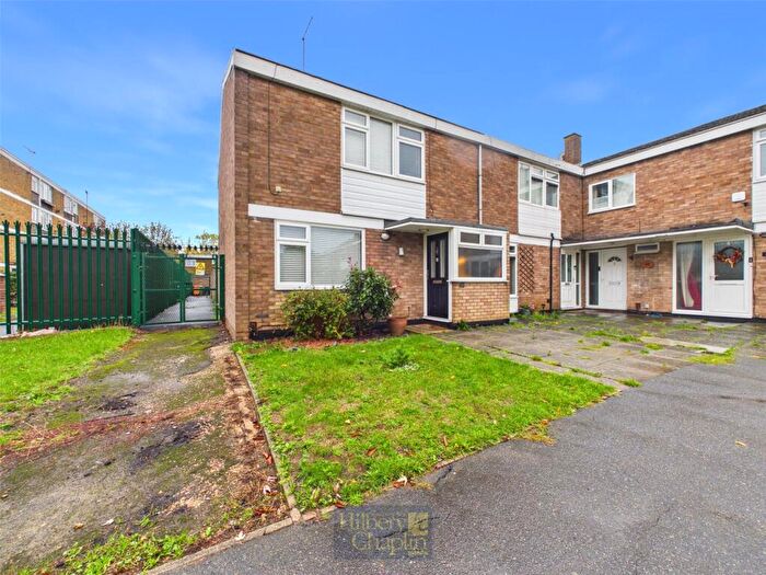 3 Bedroom End Of Terrace House For Sale In Little Lullaway, Basildon, Essex, SS15