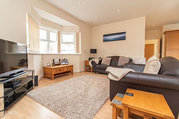 2 Bedroom Flat To Rent In Kings Road, Kings Mews Kings Road, CF11
