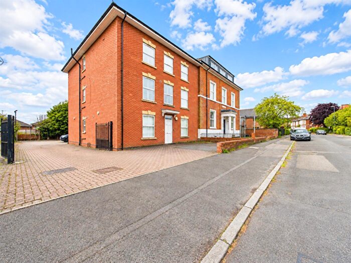 2 Bedroom Apartment To Rent In First Floor Apartment, Radbourne Street, Derby, DE22