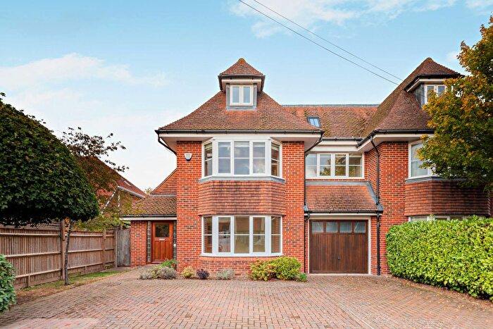 5 Bedroom Detached House To Rent In Ethorpe Close, Gerrards Cross, Buckinghamshire, SL9