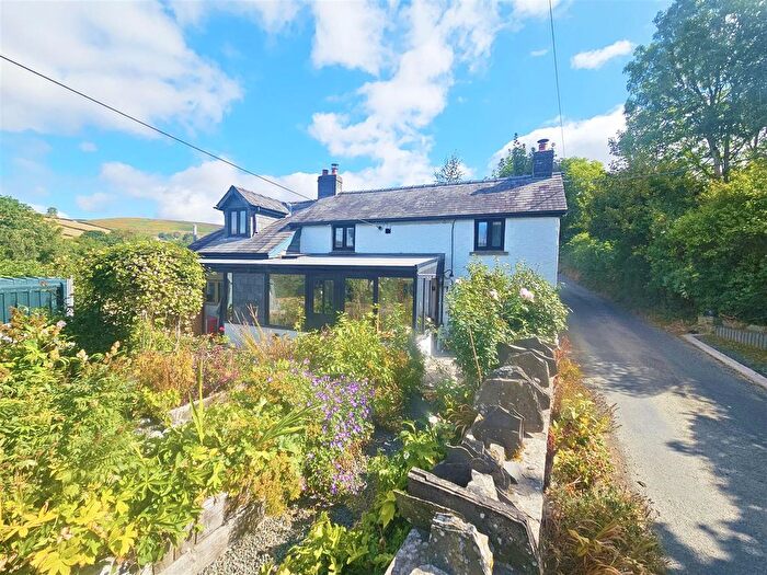 3 Bedroom Property For Sale In Glascwm, Llandrindod Wells, LD1