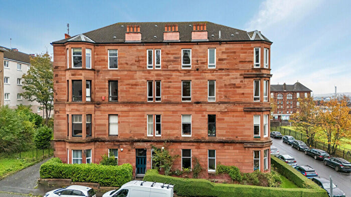 4 Bedroom Flat For Sale In Thornwood Drive, Thornwood, G11