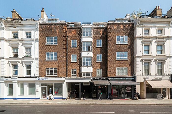 2 Bedroom Flat To Rent In Gloucester Road, South Kensington, London, SW7