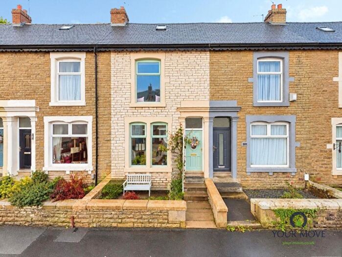 2 Bedroom Terraced House For Sale In Harwood Street, Darwen, Lancashire, BB3