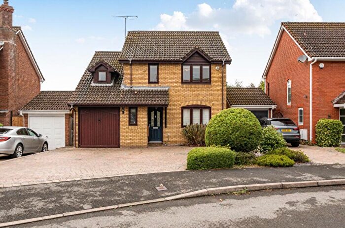 4 Bedroom Detached House For Sale In Normandy Close, Rownhams, Southampton, SO16