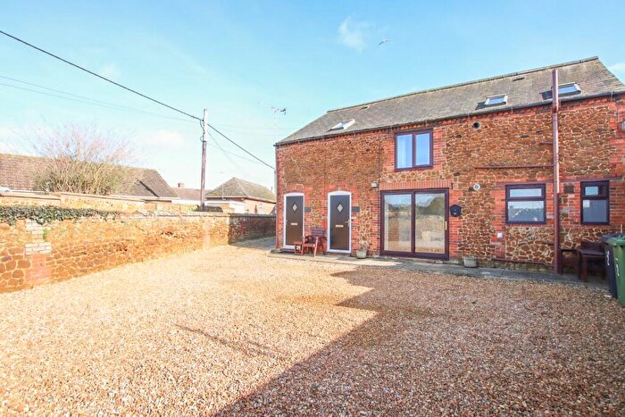 1 Bedroom Flat To Rent In The Barnes, Lynn Road, Snettisham, PE31