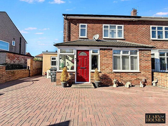 5 Bedroom Semi-Detached House For Sale In Toner Avenue, Hebburn, NE31