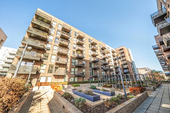 2 Bedroom Flat For Sale In Ernest Court, Regal Walk, DA6