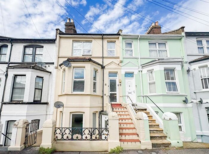3 Bedroom Maisonette To Rent In Perth Road, St. Leonards, TN37
