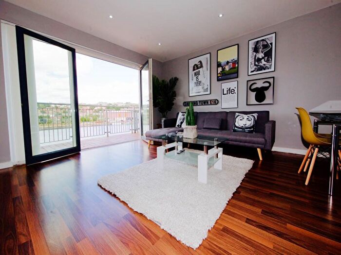2 Bedroom Flat To Rent In South Victoria Dock Road, City Quay, Dundee, DD1